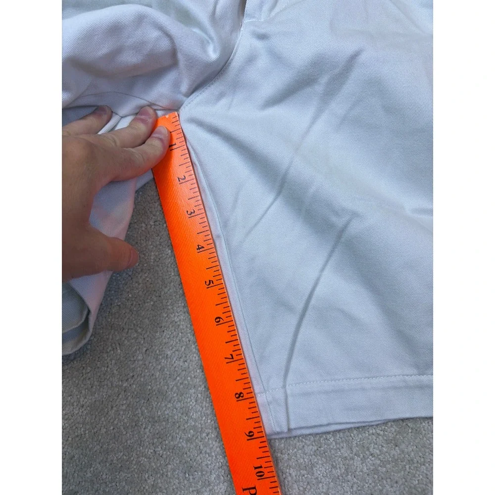 Vintage Nike Golf Shorts Mens 36x9 Beige Pleated Twill Chino Casual Y2K Preppy